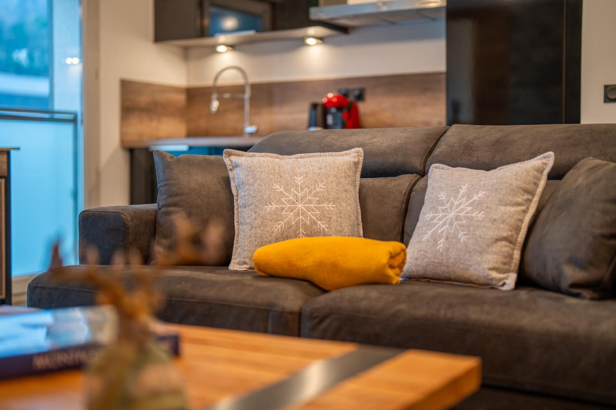 Charmant Appartement A 5 Minutes A Pied De La Vielle Ville Annecy Avec Parking Prive Eksteriør bilde